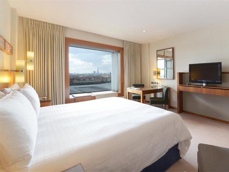 Canary Riverside Plaza Hotel Лондон Экстерьер фото A room at the InterContinental London - The O2