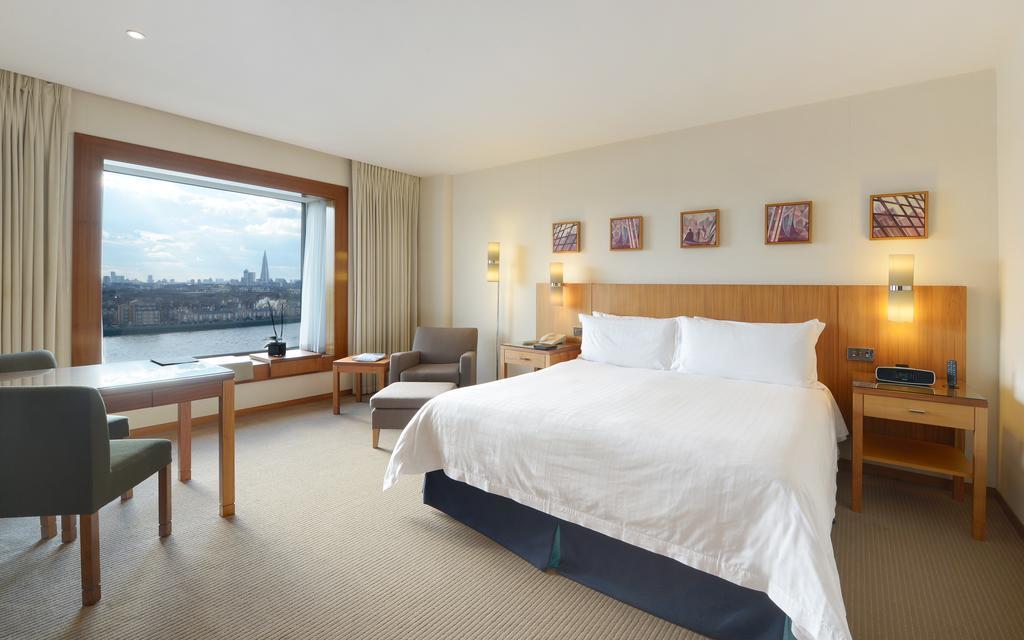 Canary Riverside Plaza Hotel Лондон Экстерьер фото A room at the InterContinental London - The O2